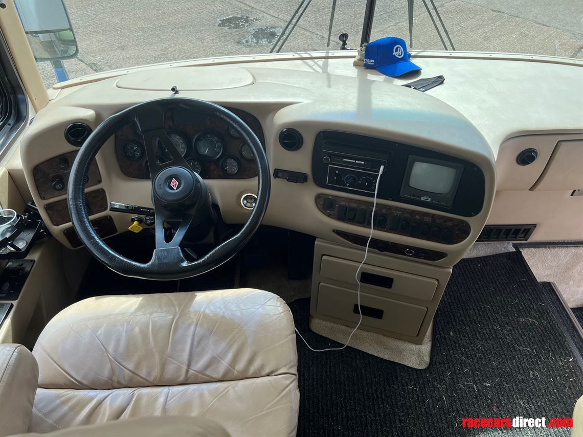 40ft-newmar-dutch-star-diesel-motorhome