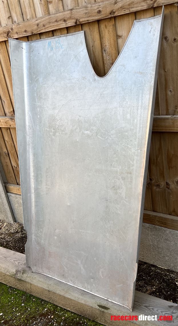 clubman-type-70s-possible-mallock-engine-cove