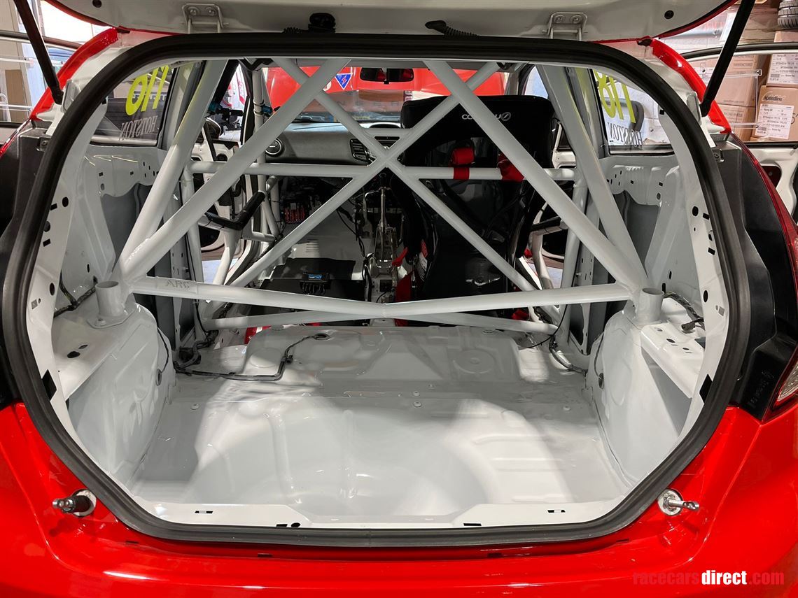 ford-fiesta-st-16-turbo-mk-7-race-car