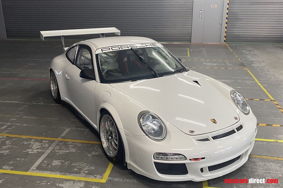 2011-porsche-997-gt3-cup-gen2