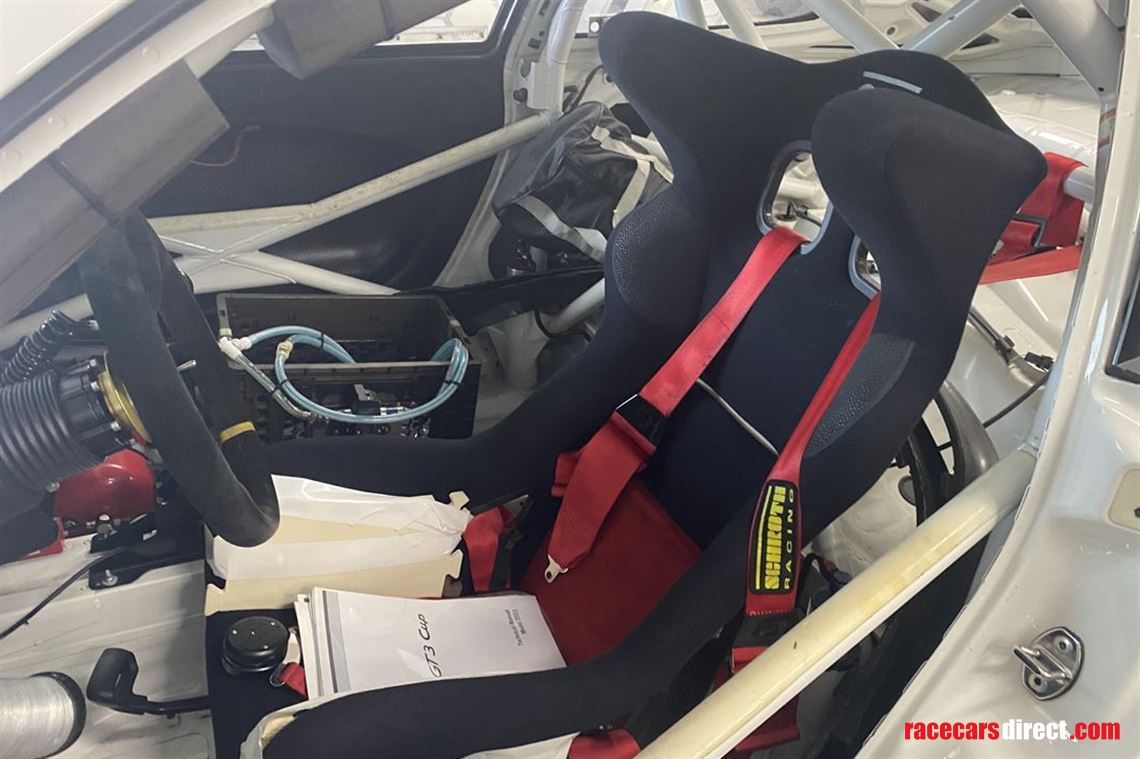 2011-porsche-997-gt3-cup-gen2