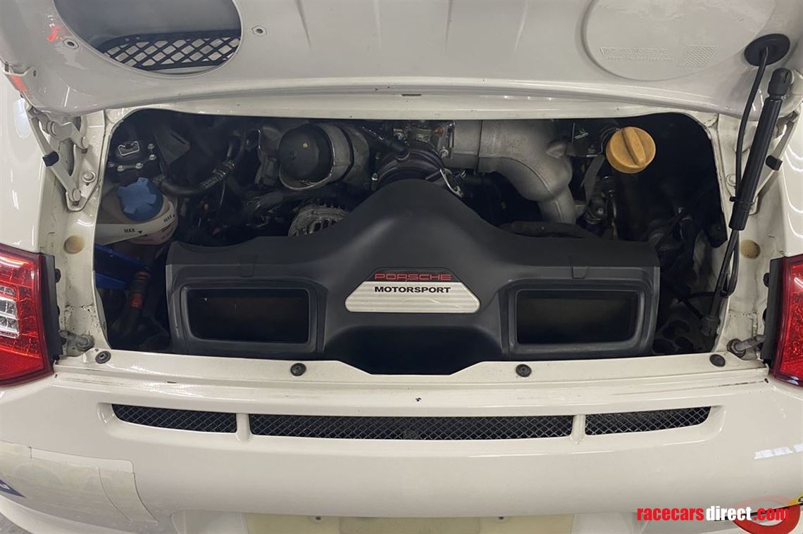 2011-porsche-997-gt3-cup-gen2