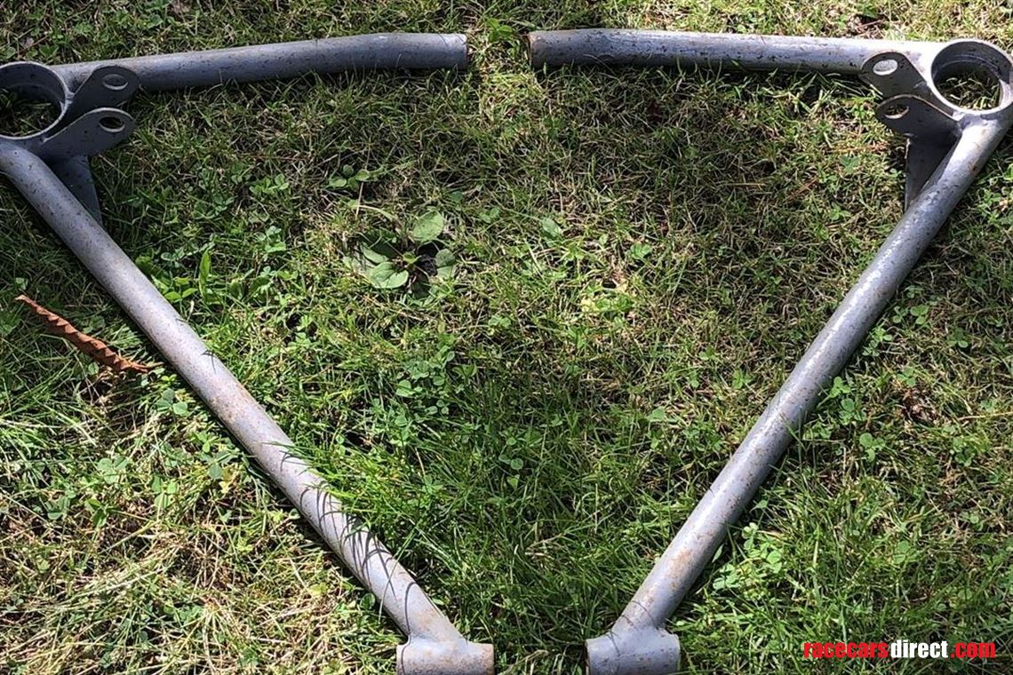 brabham-bt38--pair-lower-front-wishbones