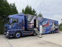 race-trailer-for-motorcycles-man-tgx