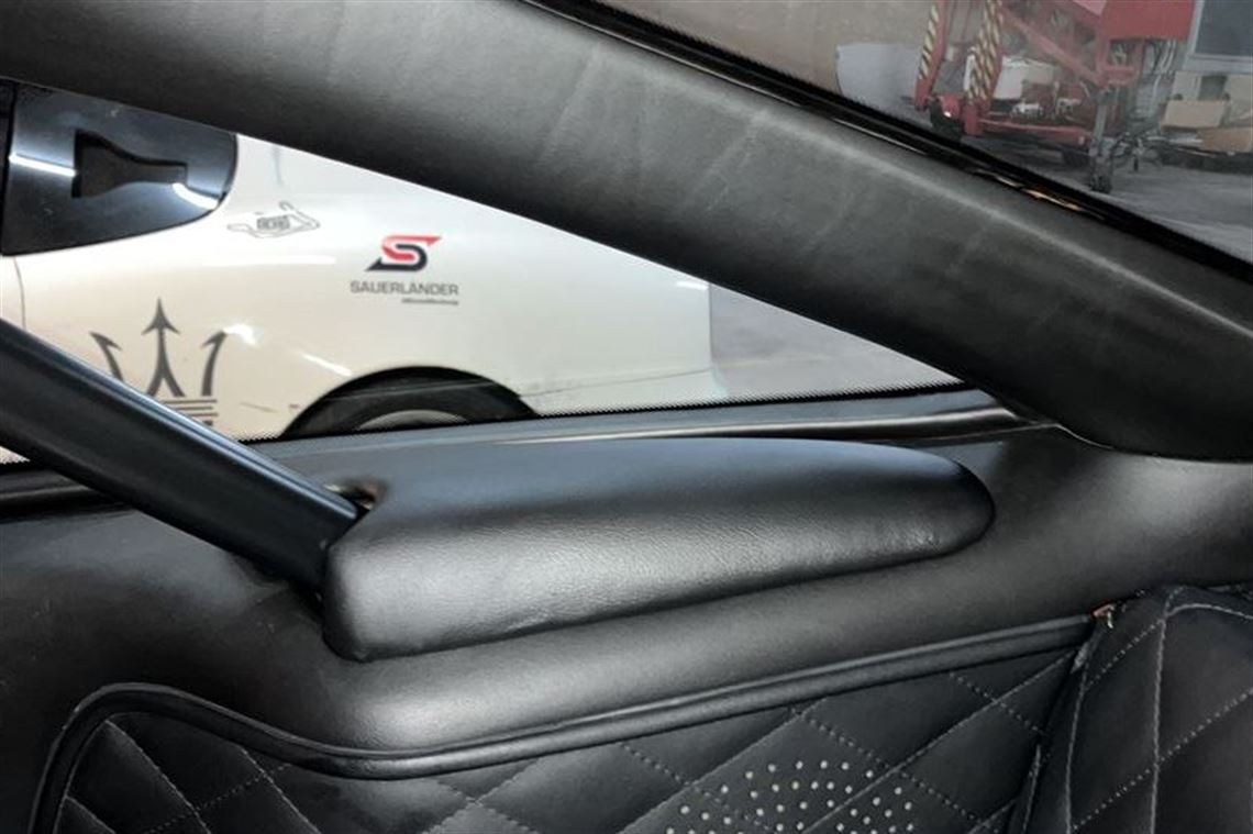 ferrari-550-maranello