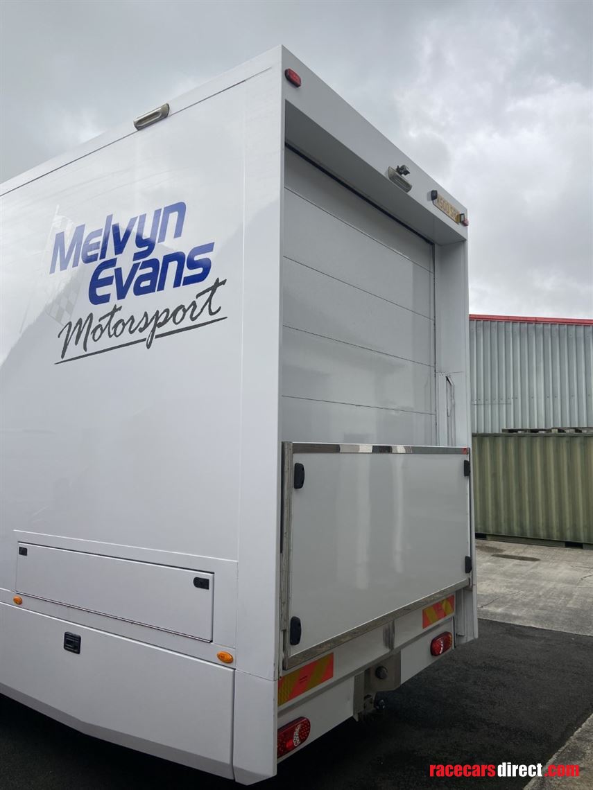 volvo-fh13-service-truck