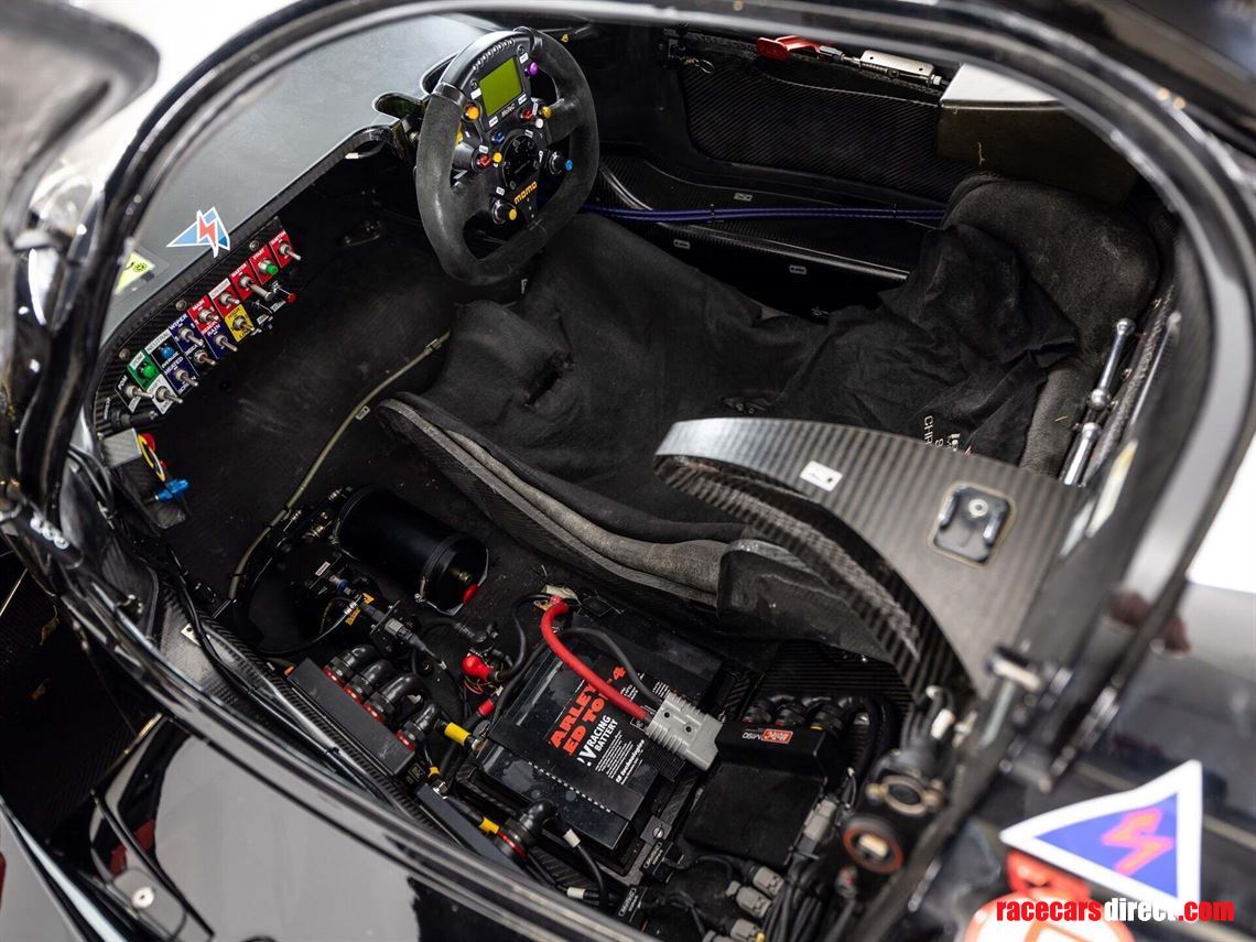 2011-lola-b1183---hu05