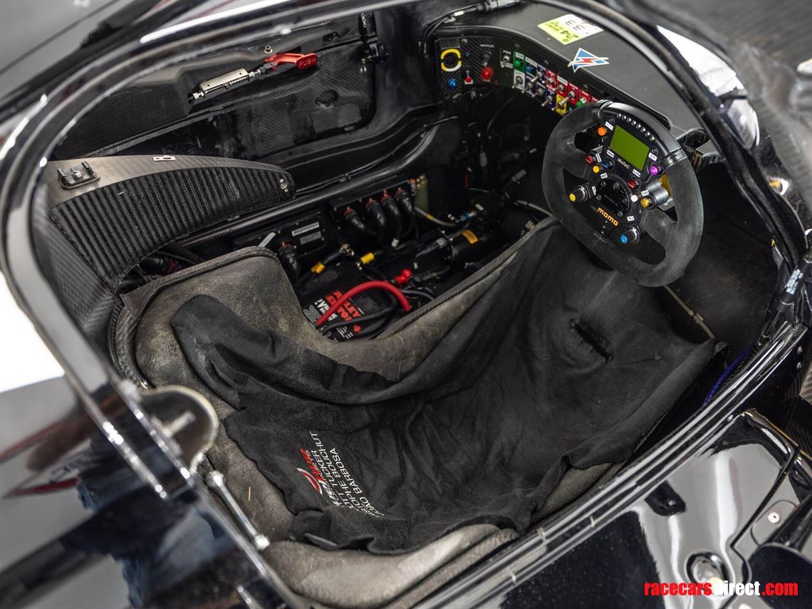 2011-lola-b1183---hu05