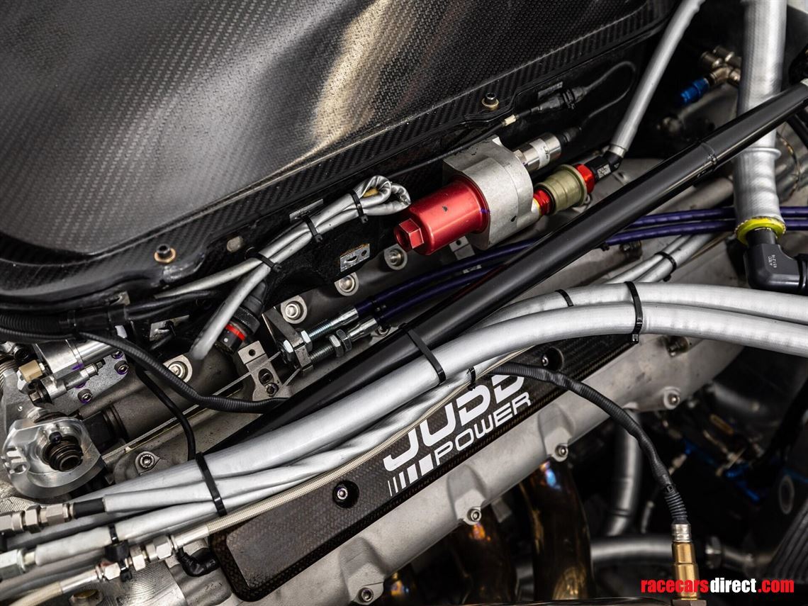 2011-lola-b1183---hu05