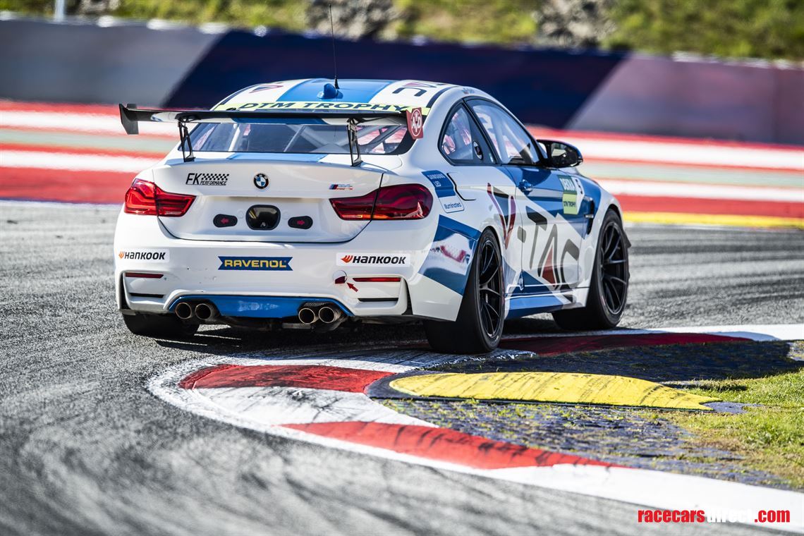 bmw-m4-gt4-evo---low-mileage-perfect-conditio