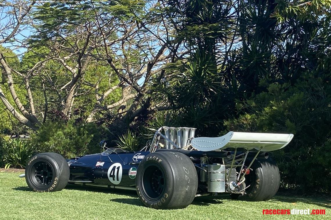 f5000-surtees-ts5-a-10