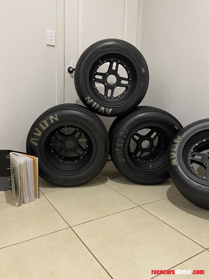 f5000-surtees-ts5-a-10