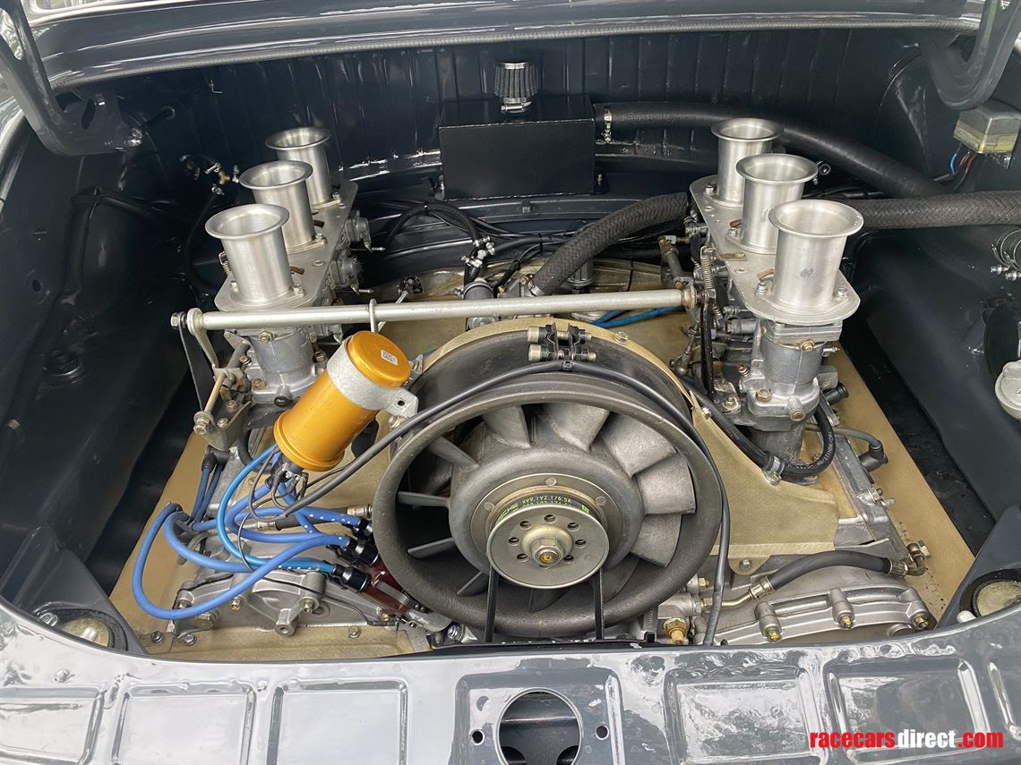 porsche-911-1965-racecar-20liter