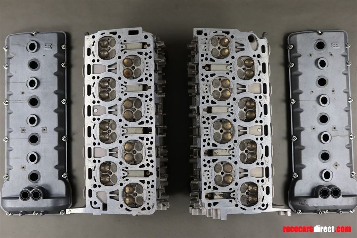 bugatti-veyron-w16-cylinder-heads