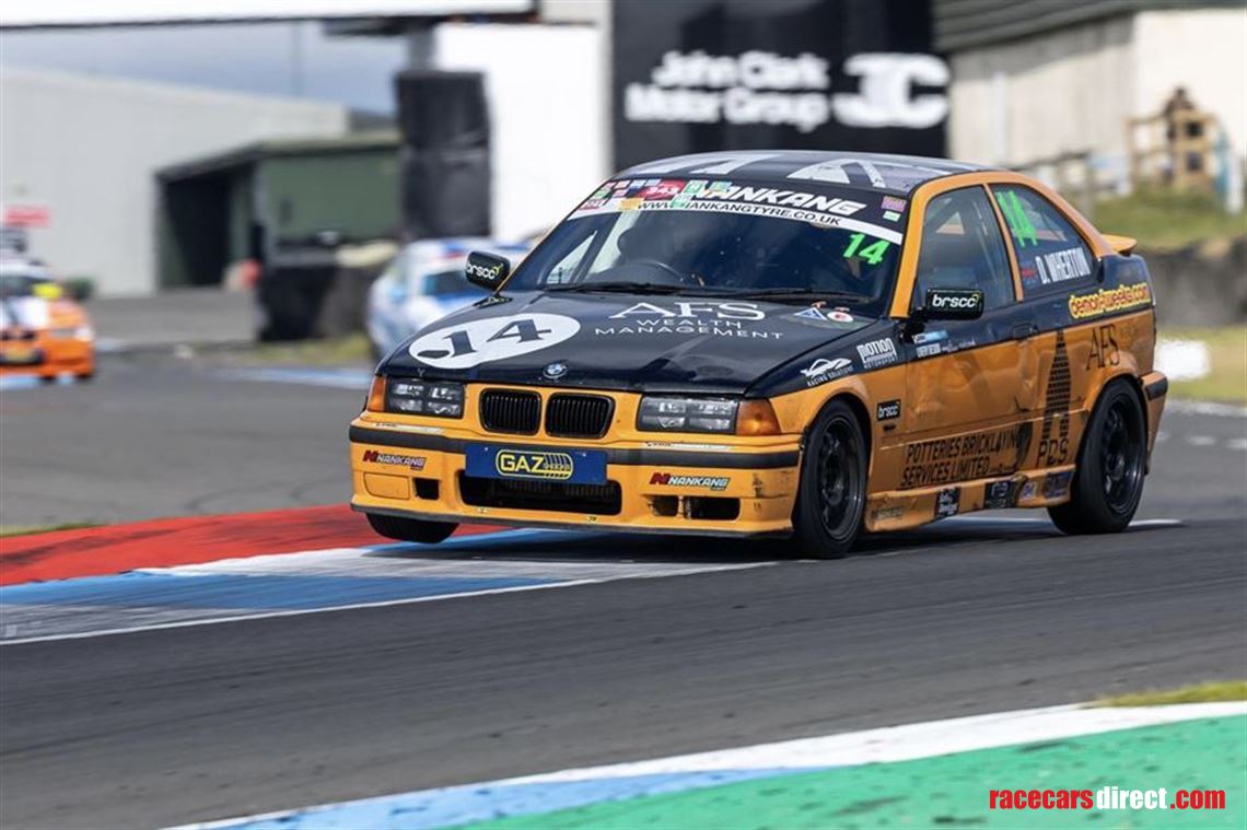 bmw-compact-cup-race-car