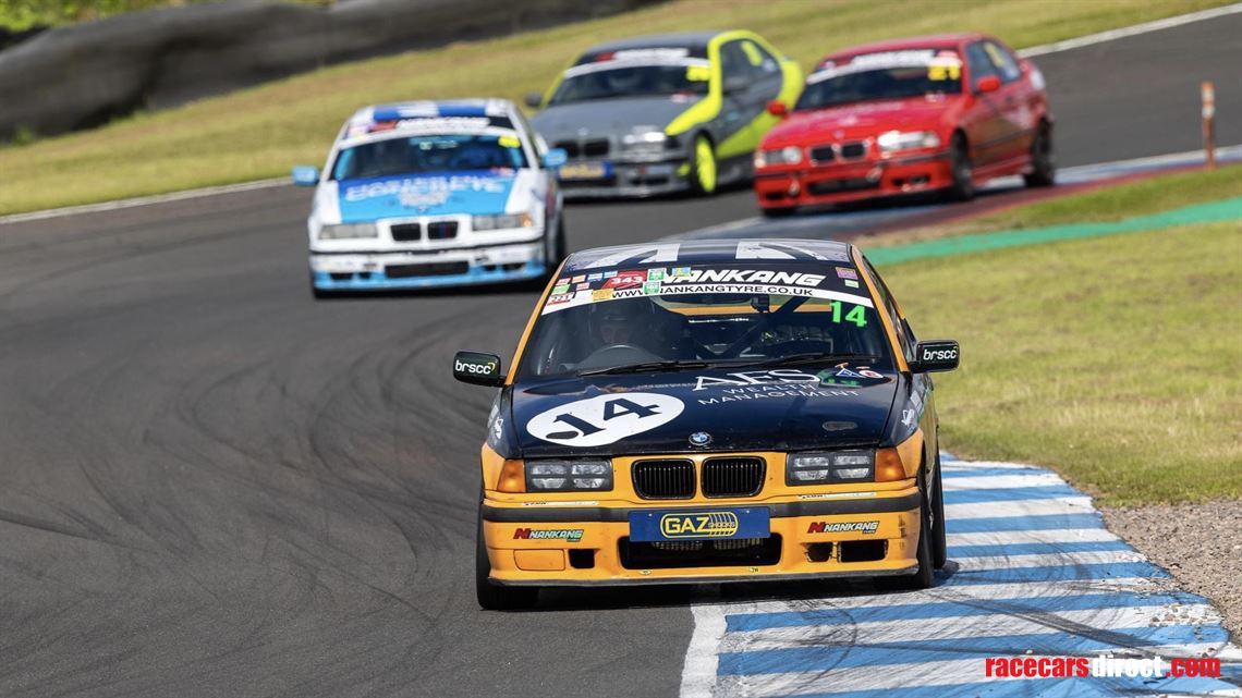 bmw-compact-cup-race-car