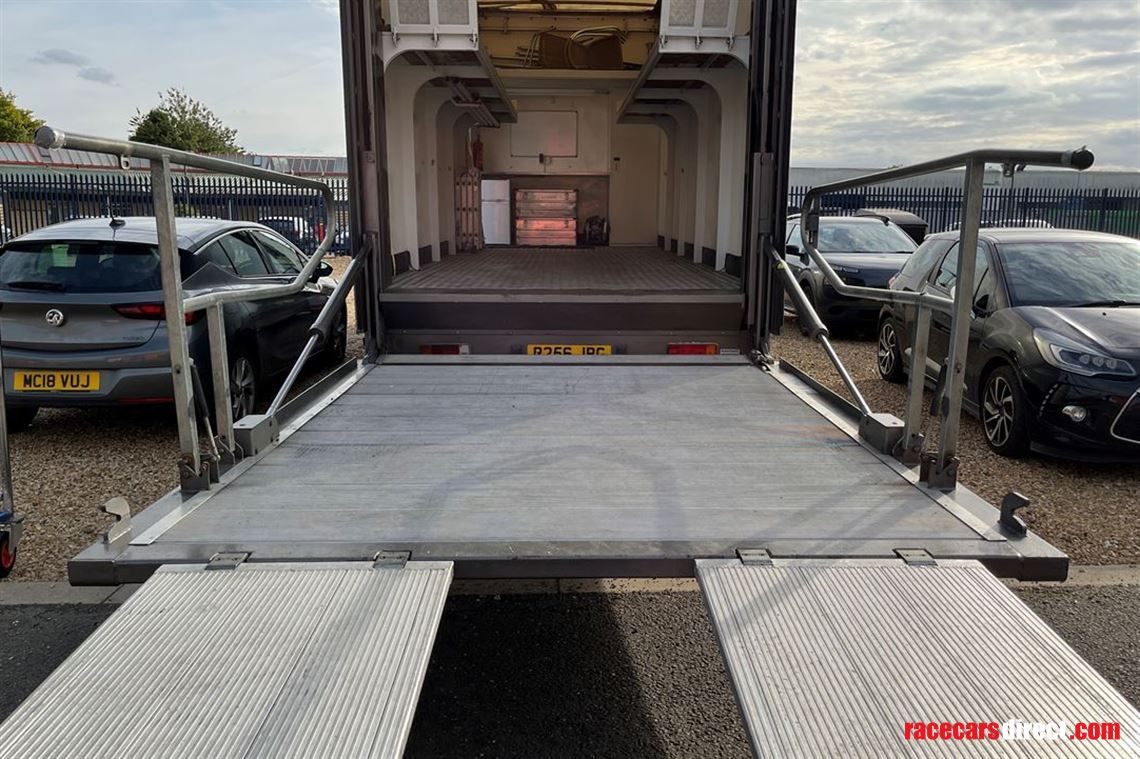 racecar-transporter-cw-awning