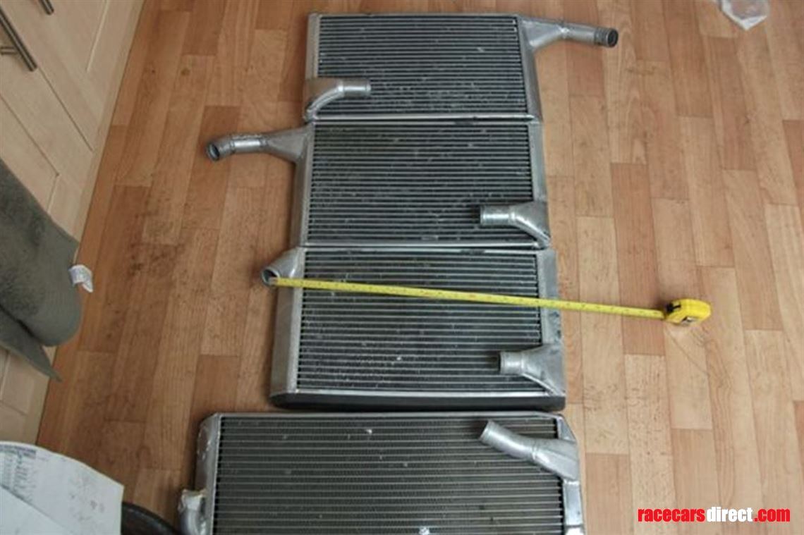 dallara-302-4-body-wings-floors