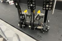 ap-racing-paddle-box-with-cylinders