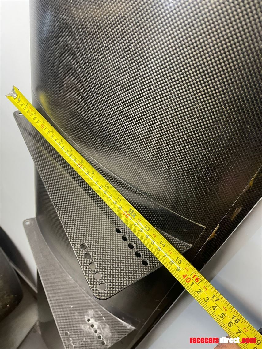 nissan-gt3-rear-spoiler