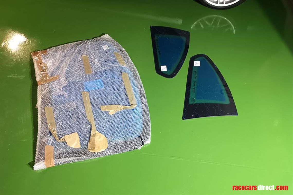 e92-coupe-lexan-windows---rear-screen-quarter