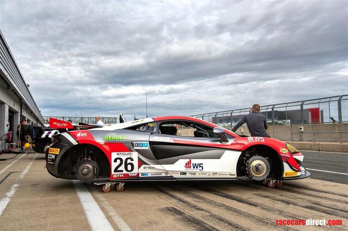 mclaren-570-gt4-chassis-024