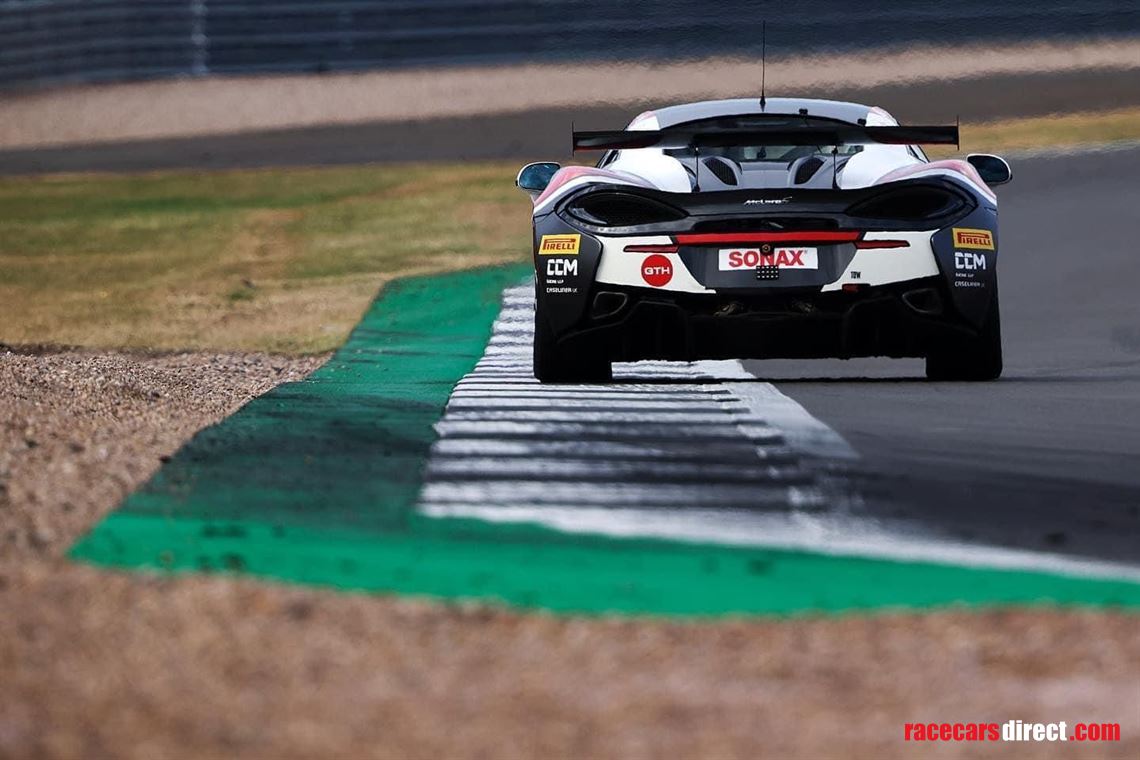 mclaren-570-gt4-chassis-024