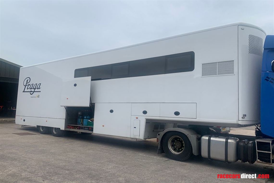 pragas-hospitality-race-trailer