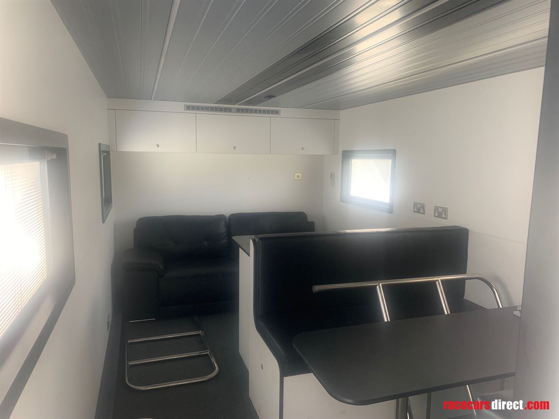 pragas-hospitality-race-trailer