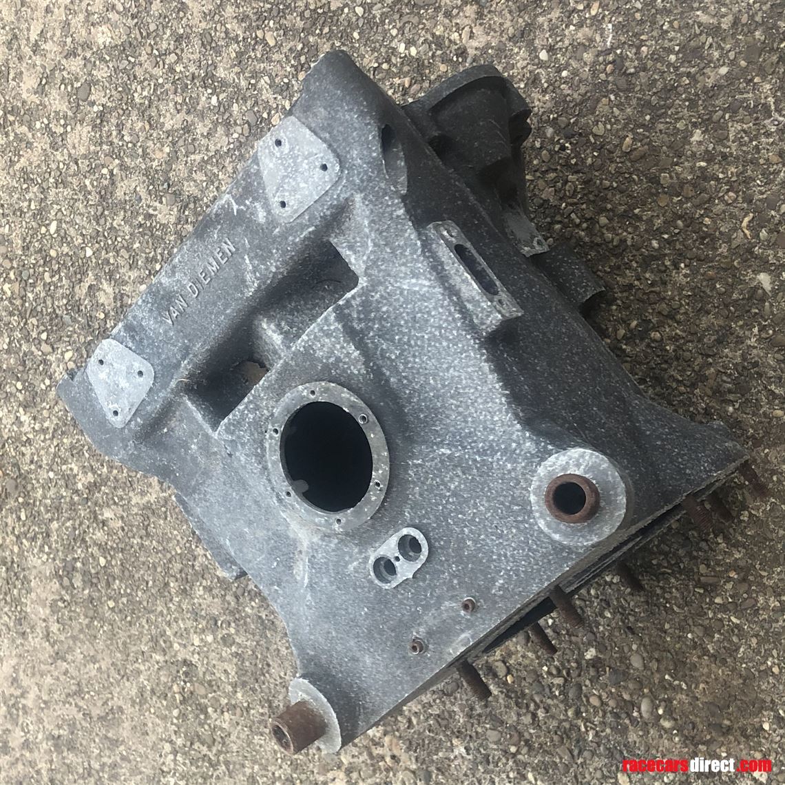 formula-palmer-audivan-diemen-mag-bellhousing