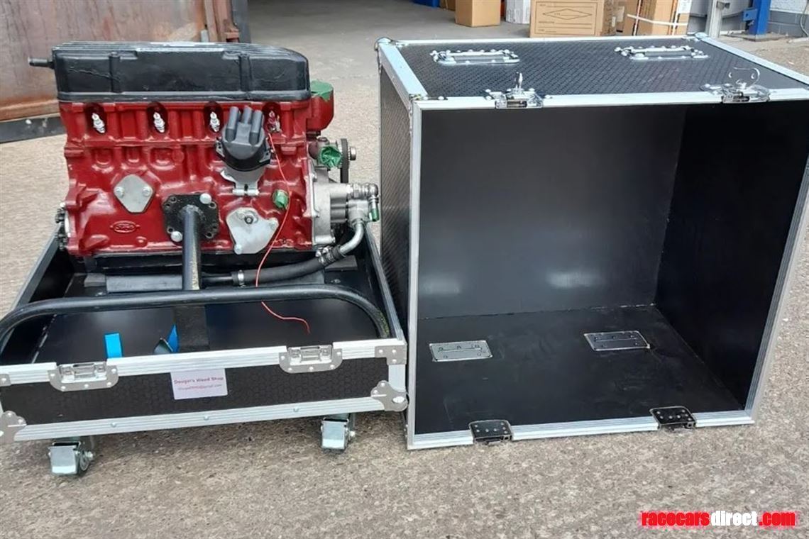 Racecarsdirect.com - ENGINE FLIGHTCASE