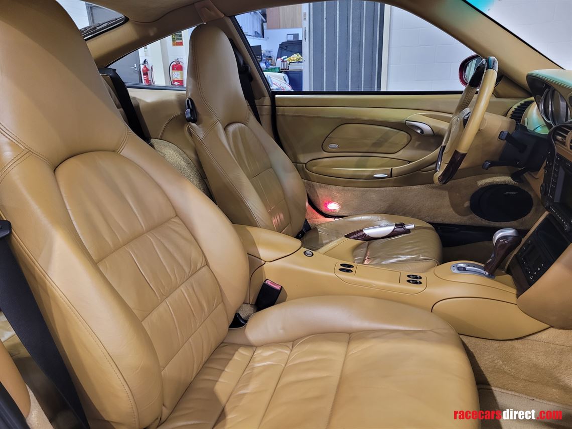 porsche-996-turbo-lhd