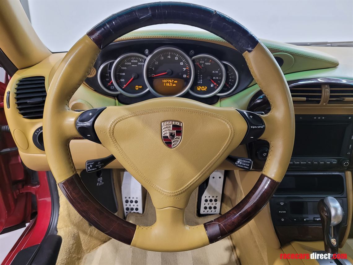 porsche-996-turbo-lhd