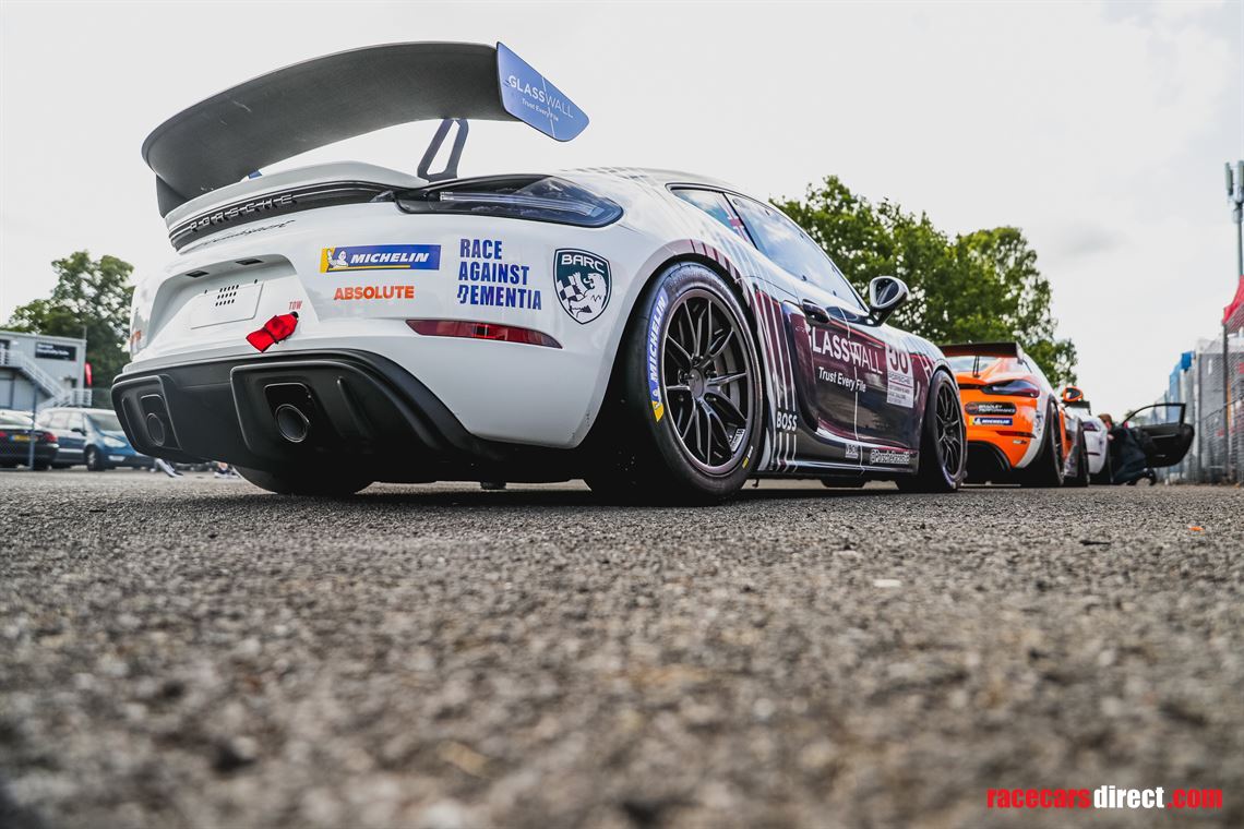 porsche-sprint-challenge-gt4-clubsport---718