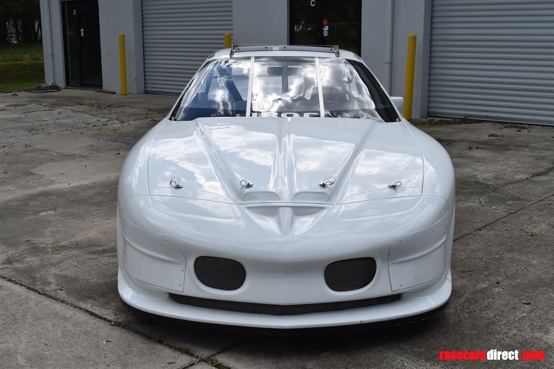pontiac-firebird-iroc-racecar