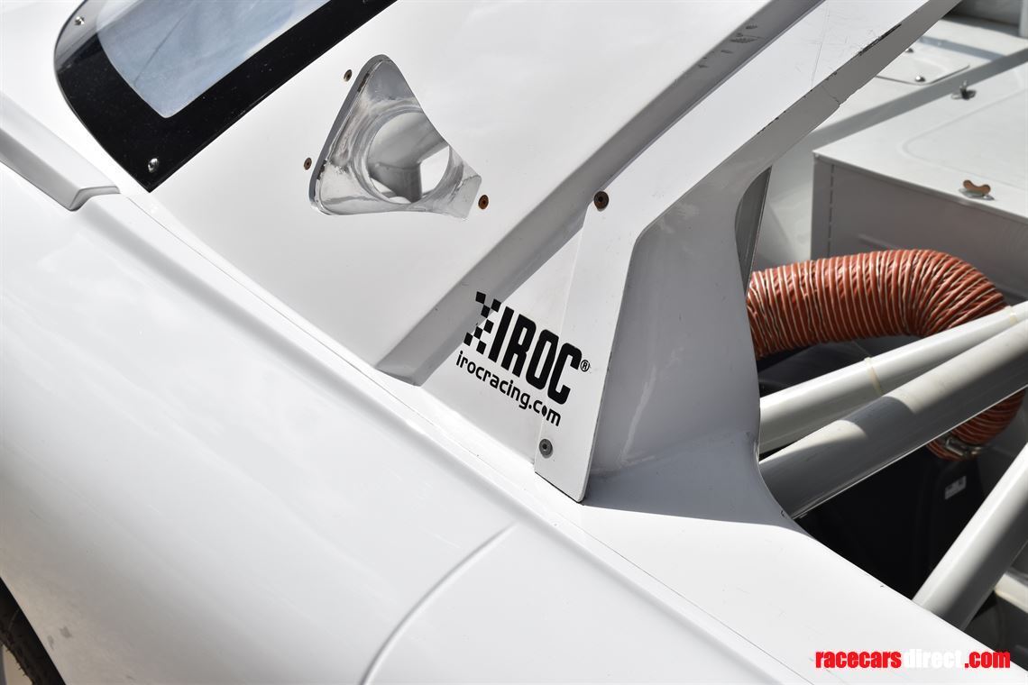 pontiac-firebird-iroc-racecar