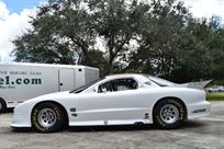 pontiac-firebird-iroc-racecar