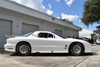 pontiac-firebird-iroc-racecar