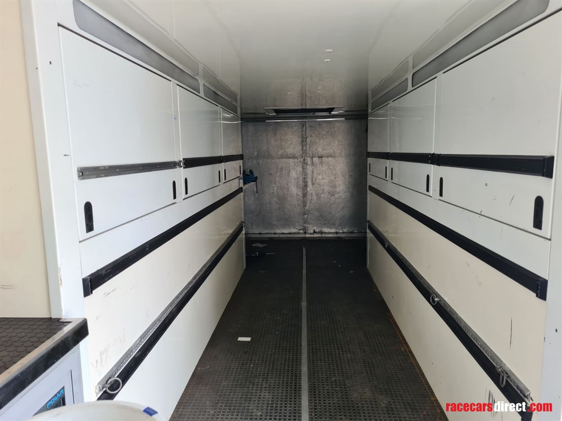 gray-adams-race-trailer