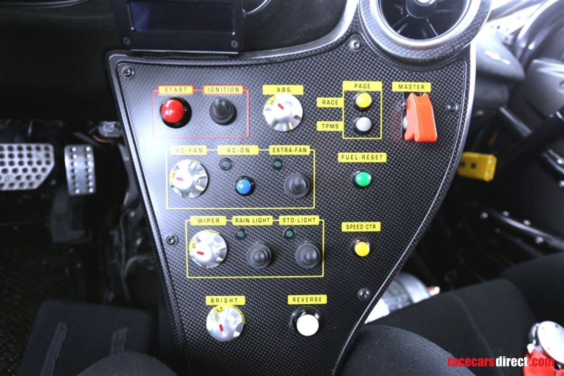 ferrari-488-challenge