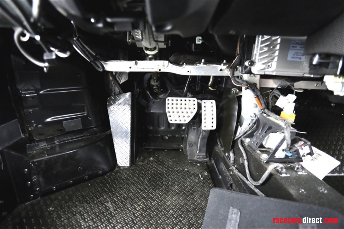 ferrari-488-challenge