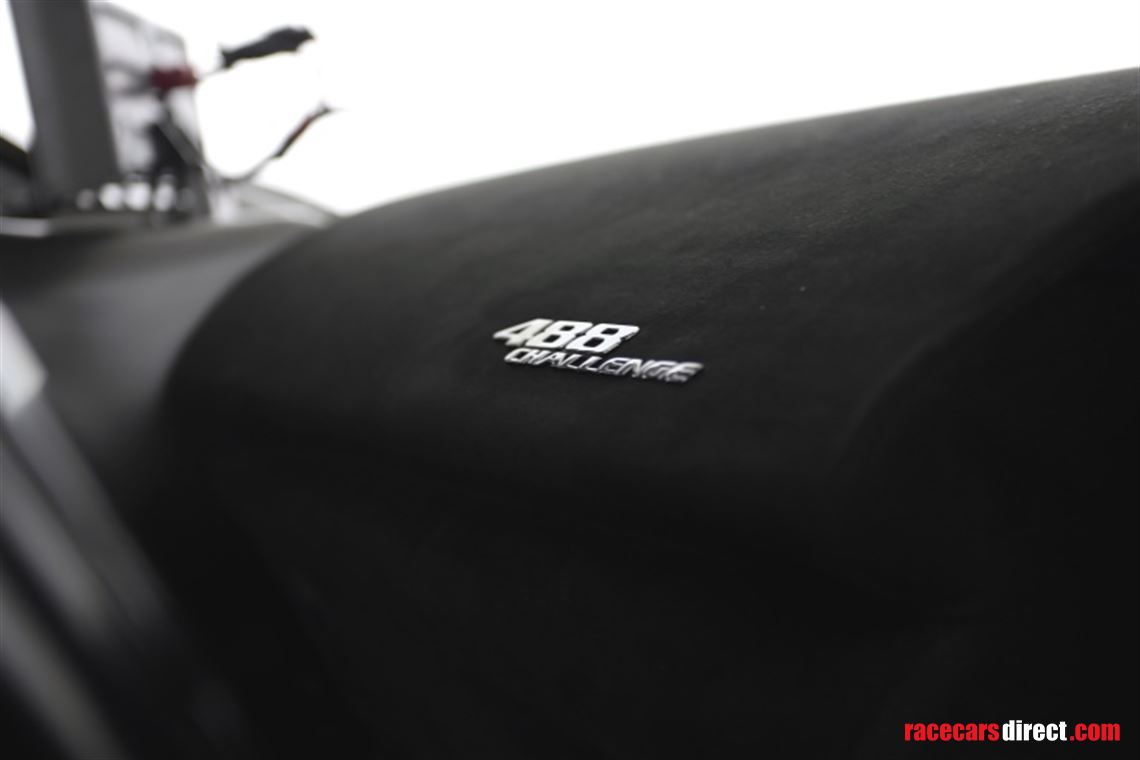 ferrari-488-challenge