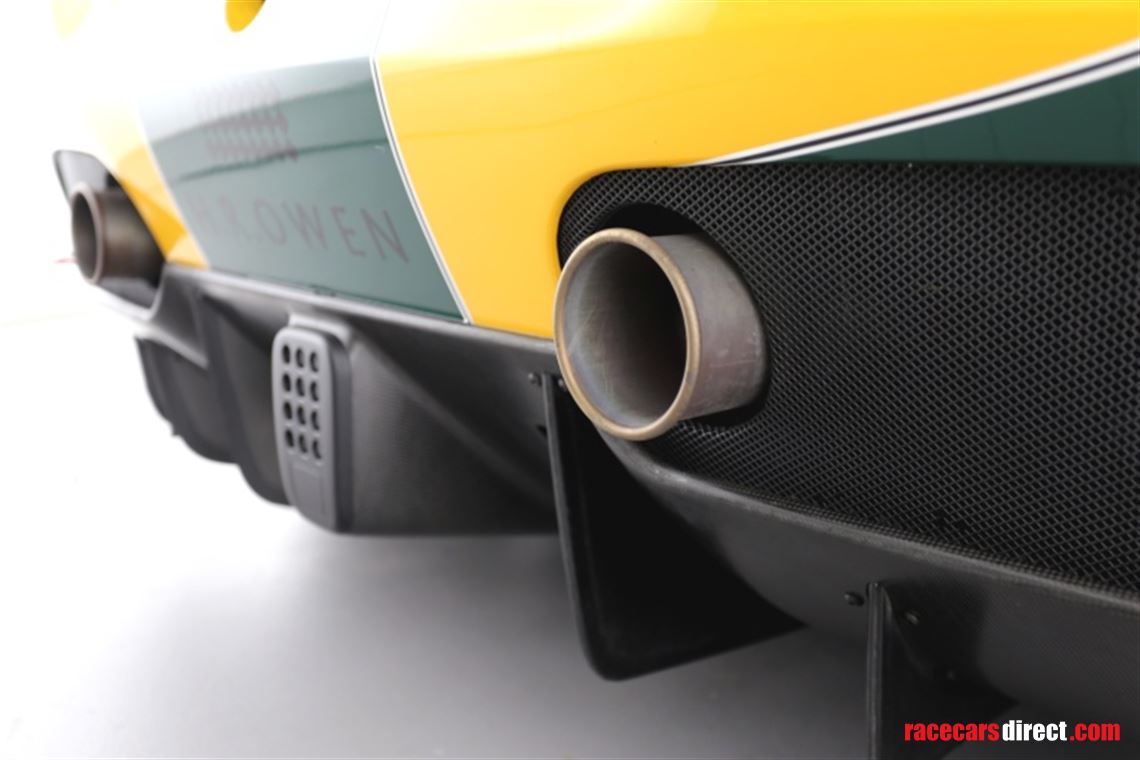 ferrari-488-challenge