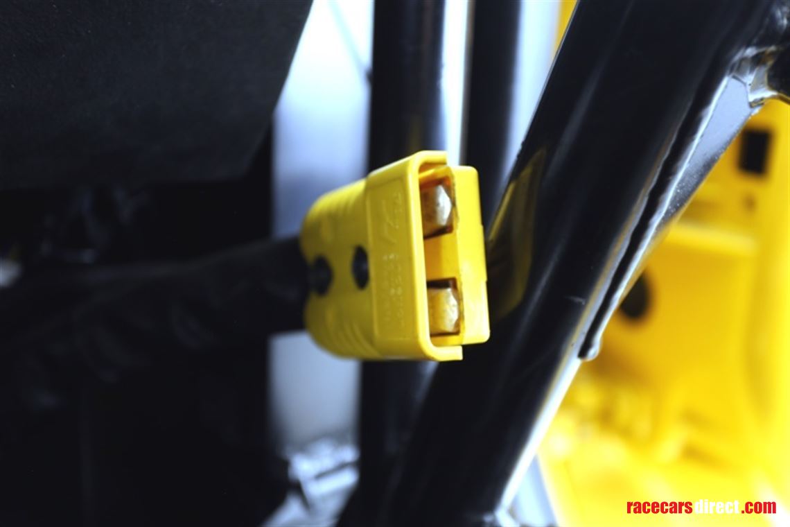 ferrari-488-challenge