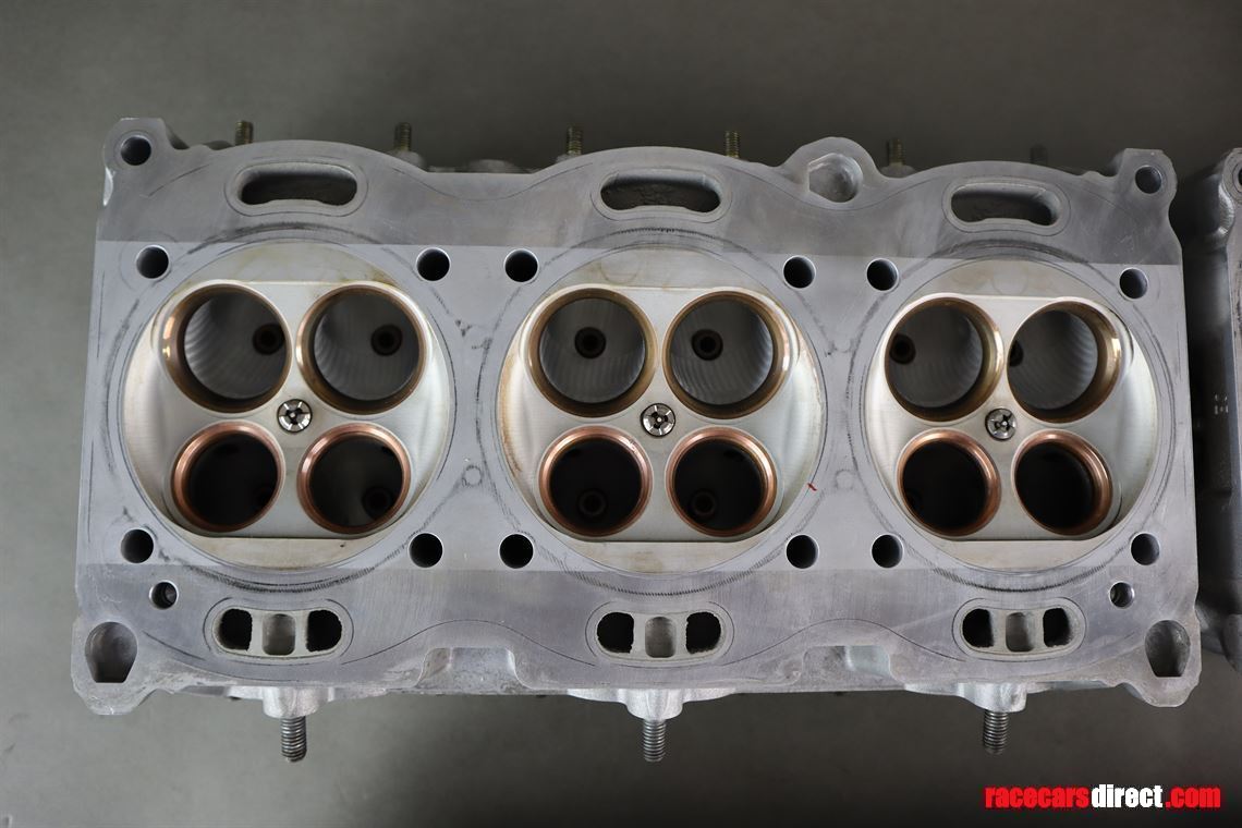 porsche-997-rsr-cylinder-heads-and-housing