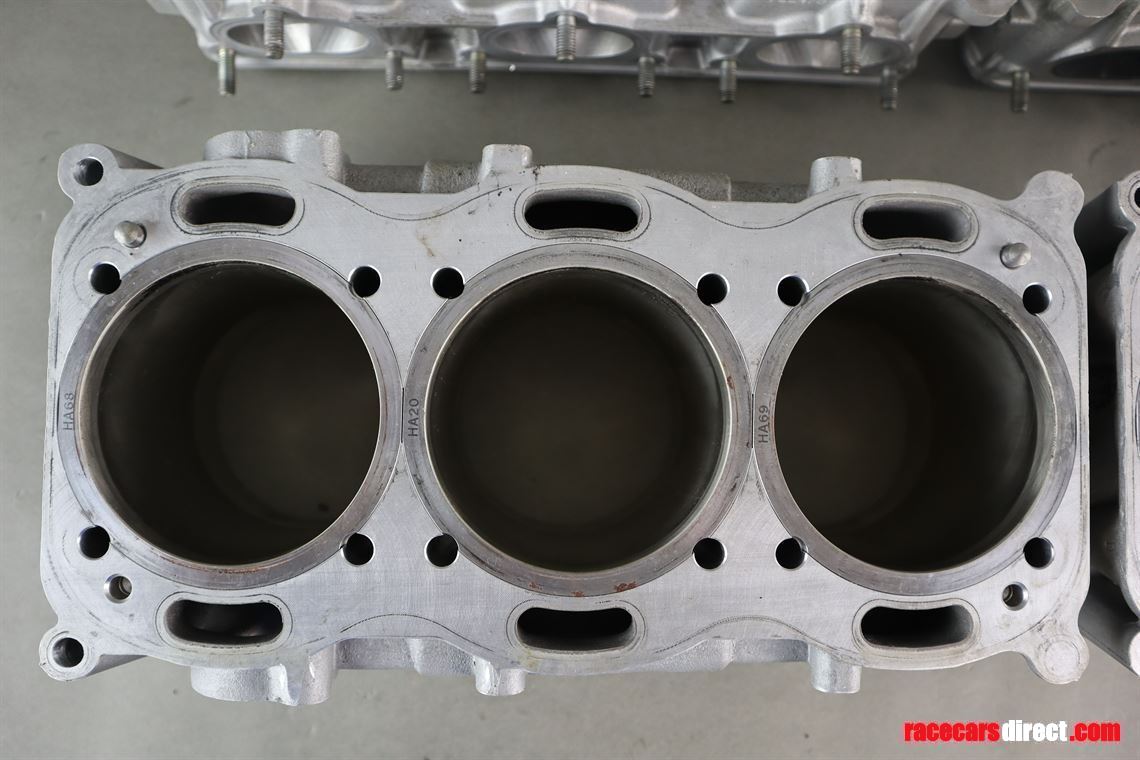 porsche-997-rsr-cylinder-heads-and-housing
