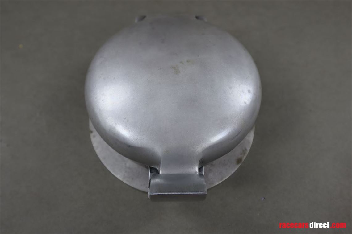 enots-le-mans-tank-filler-cap