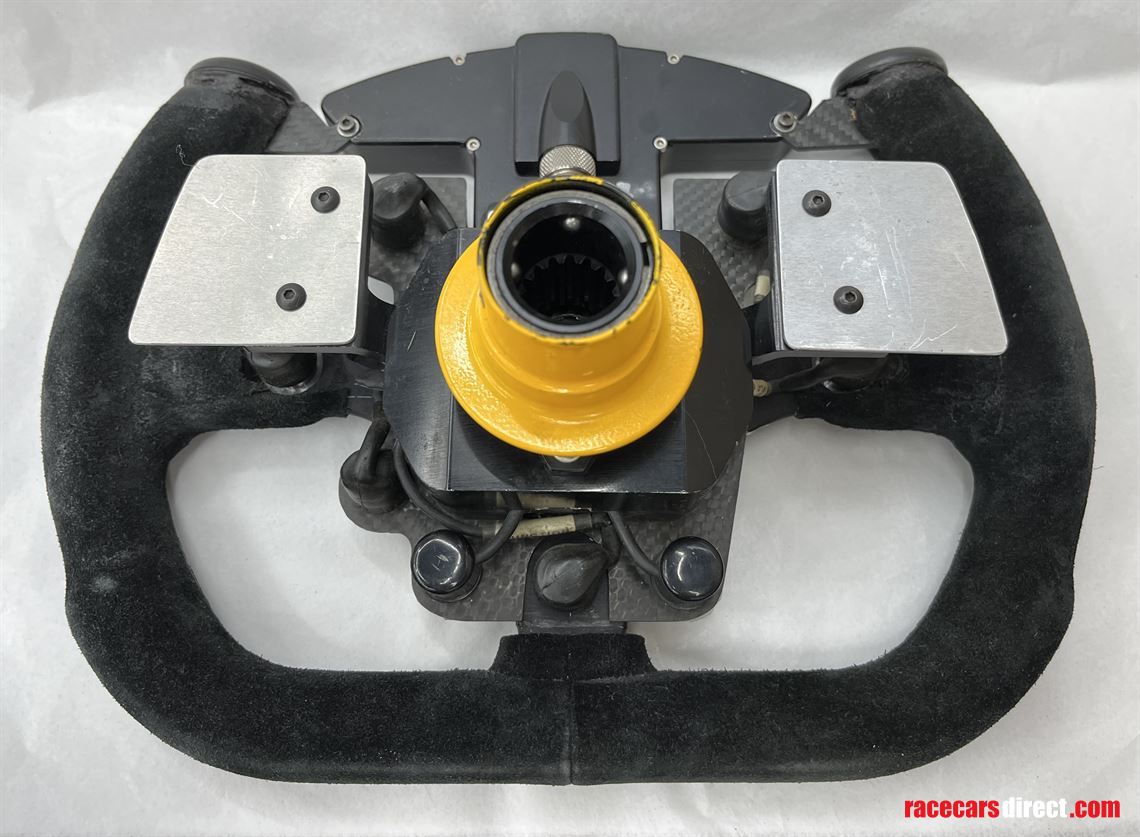 indycar-irl-steering-wheel-with-dash-display