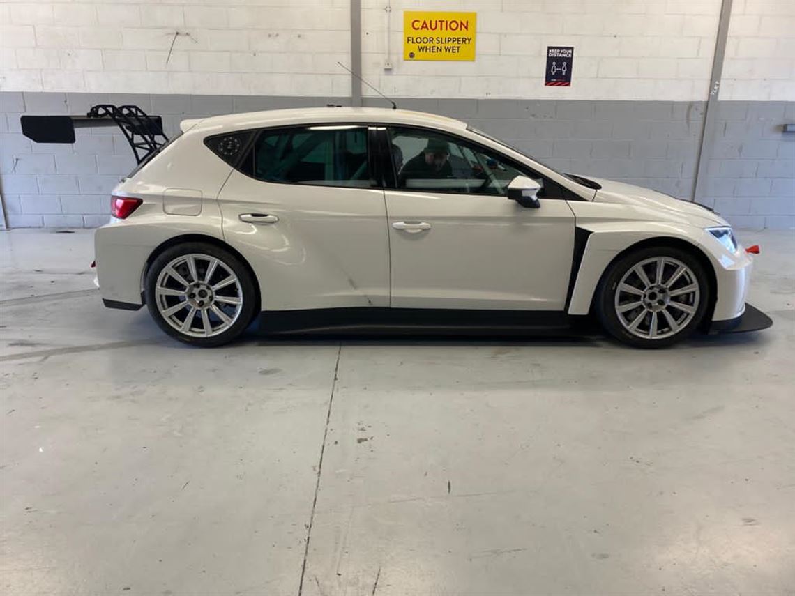 tcr-2018-cupra-dsg-race-car