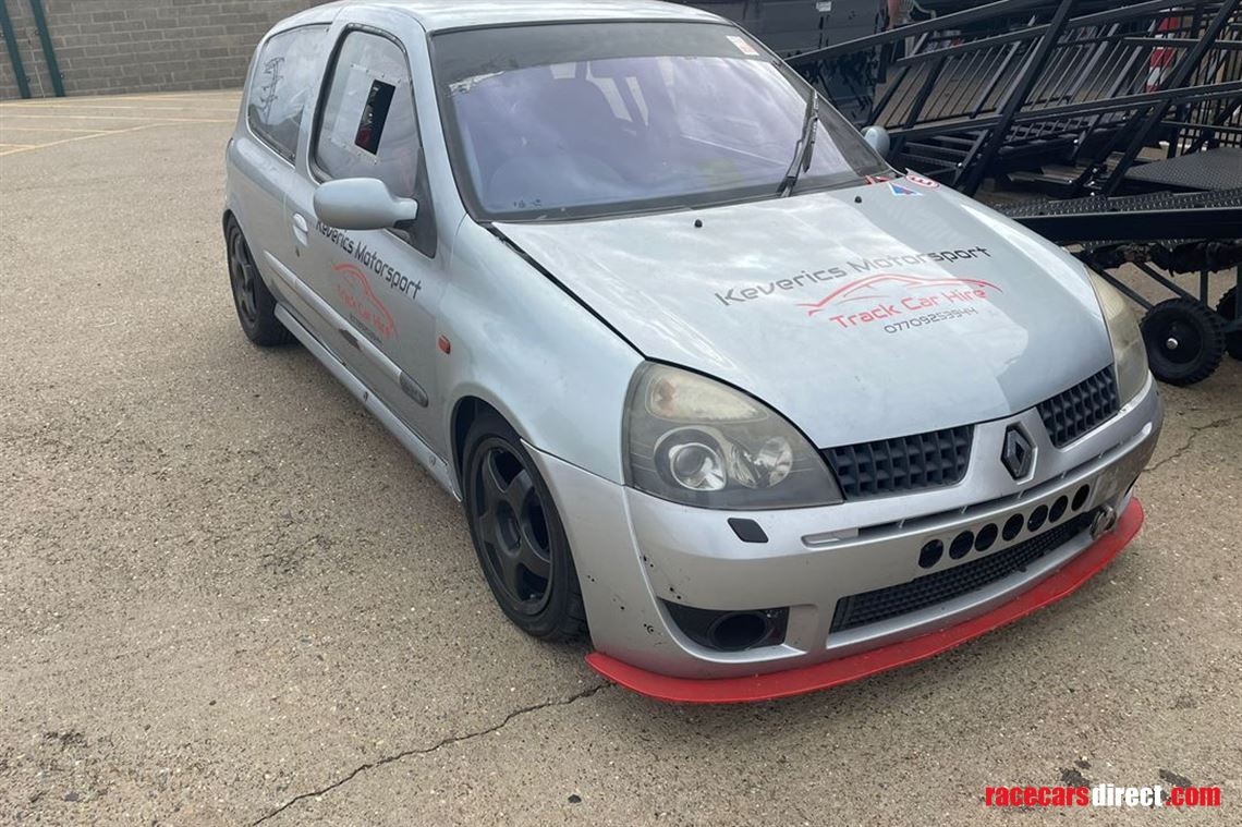 clio-172-tin-toptrack-car